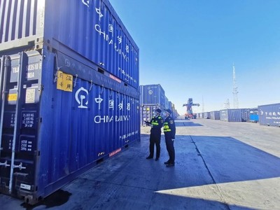 石河子海关全力保障“铁路快通”中亚班列顺利通关，助力国内贸易代理发展